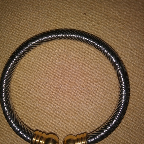 💛FINAL SALE!!💛 Stainless Steel Bangles - Picture 5 of 8